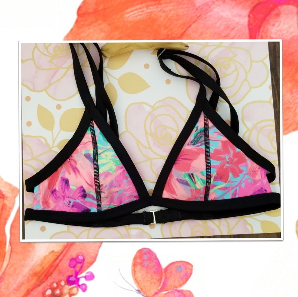 Xhilaration bikini swin top